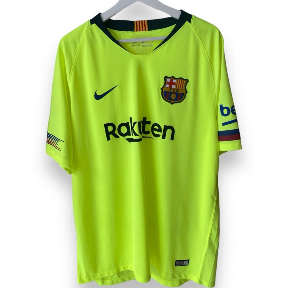 Nike 2018/2019 FC Barcelona Home Soccer Jersey Authentic Size XL.